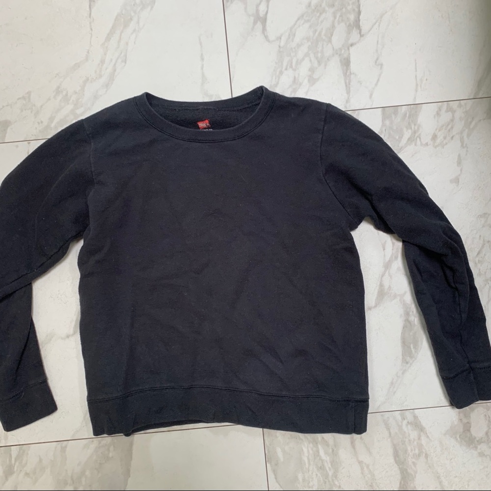 Hanes black crew neck